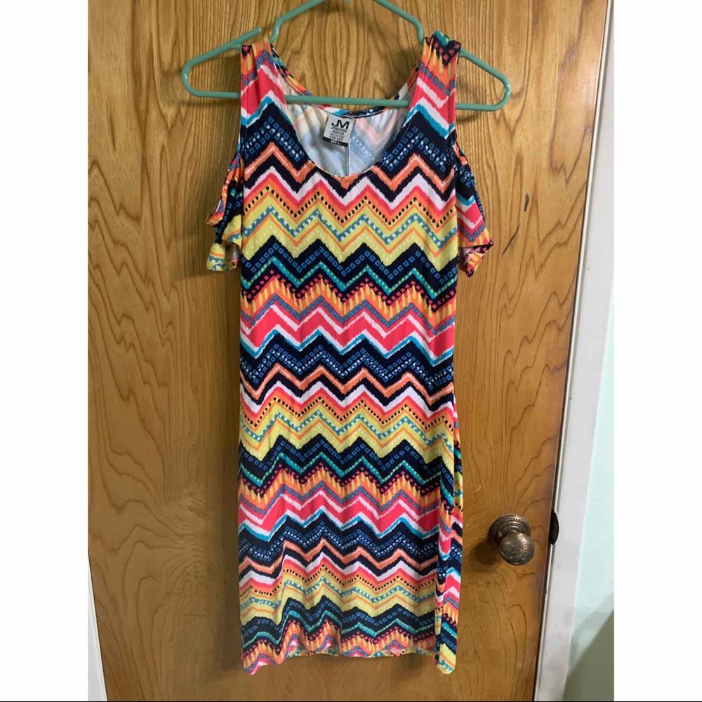 Multicolor stretch shoulder sleeve dress